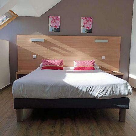 Brit Hotel Besancon L'Horloge Екстериор снимка