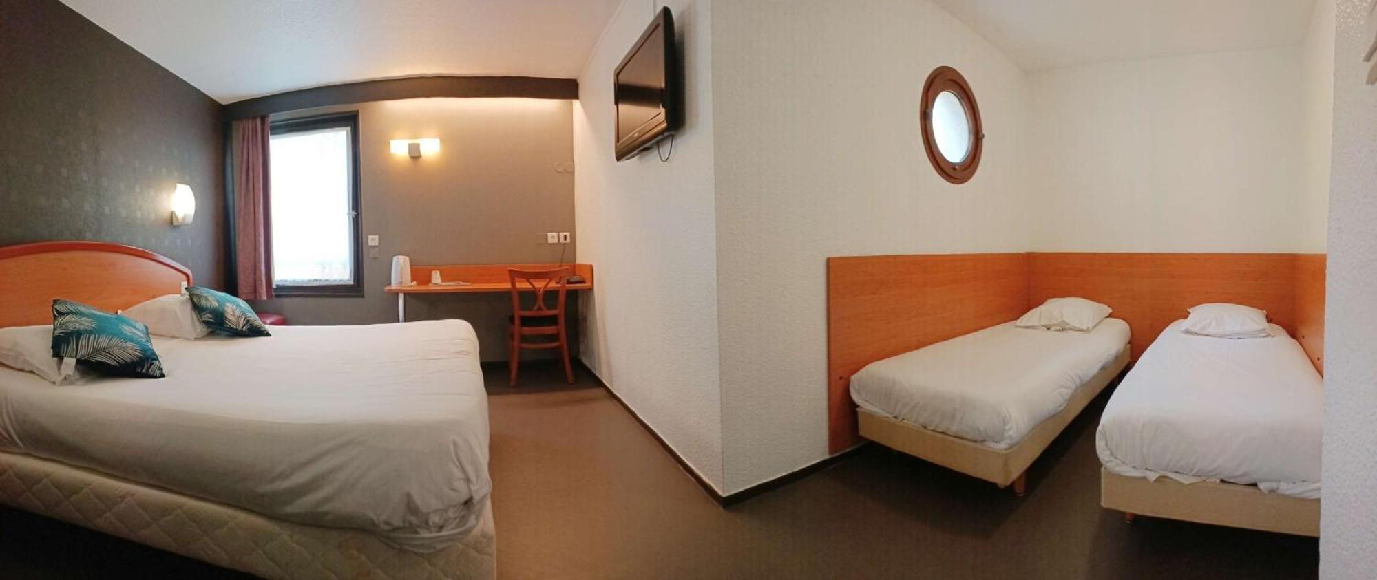 Brit Hotel Besancon L'Horloge Екстериор снимка