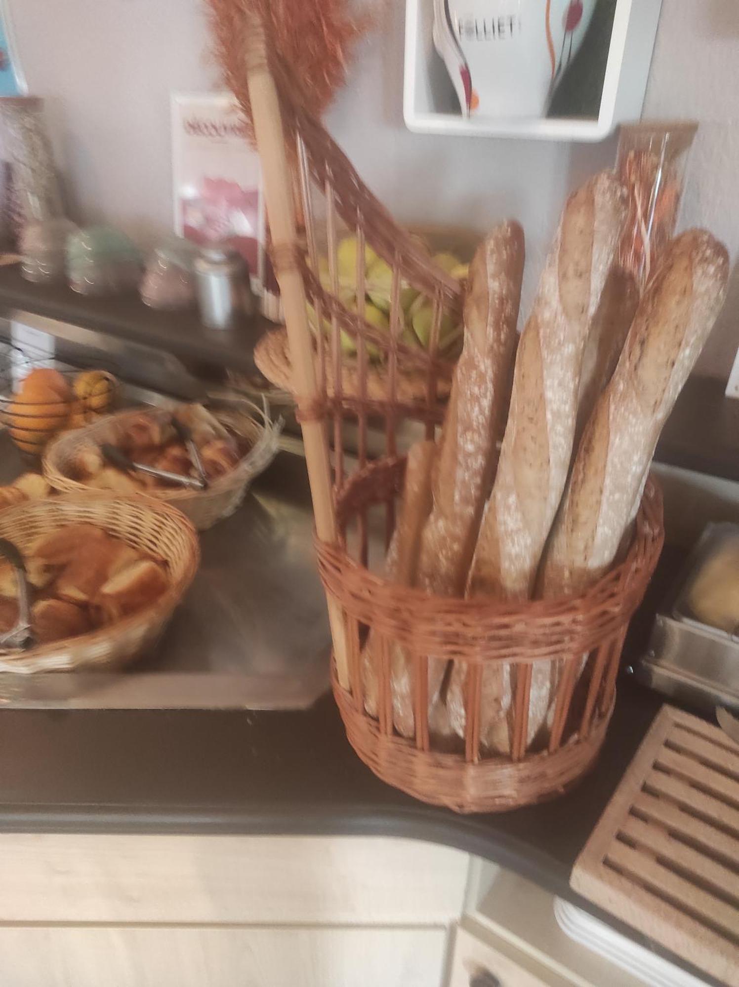 Brit Hotel Besancon L'Horloge Екстериор снимка