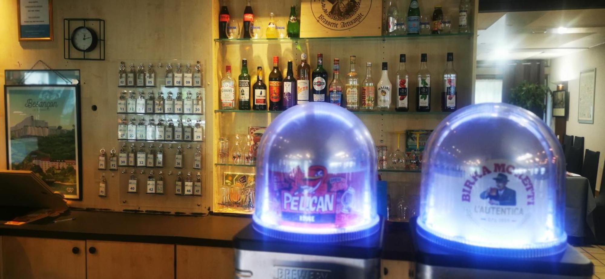 Brit Hotel Besancon L'Horloge Екстериор снимка