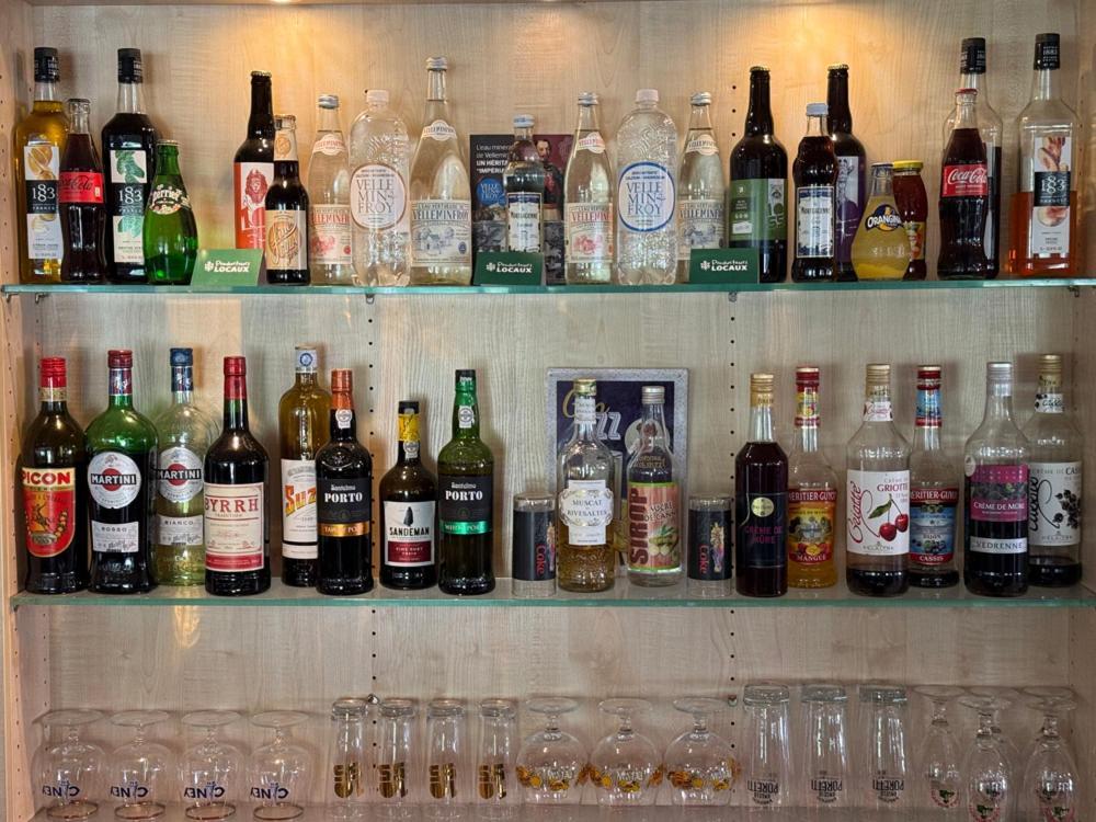Brit Hotel Besancon L'Horloge Екстериор снимка