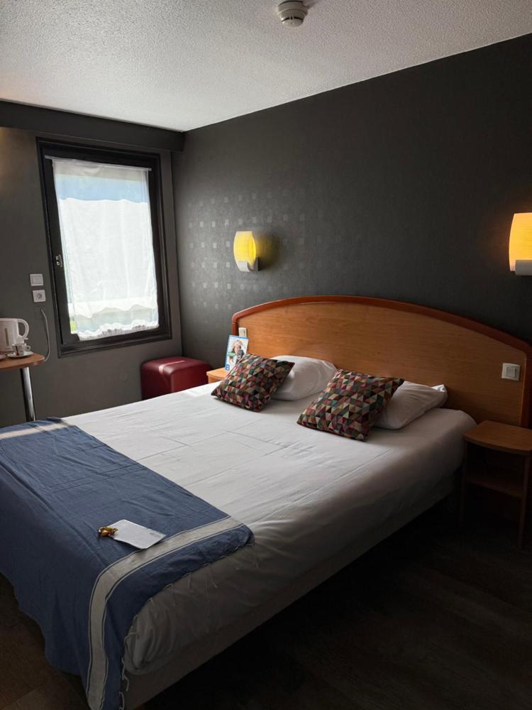 Brit Hotel Besancon L'Horloge Екстериор снимка