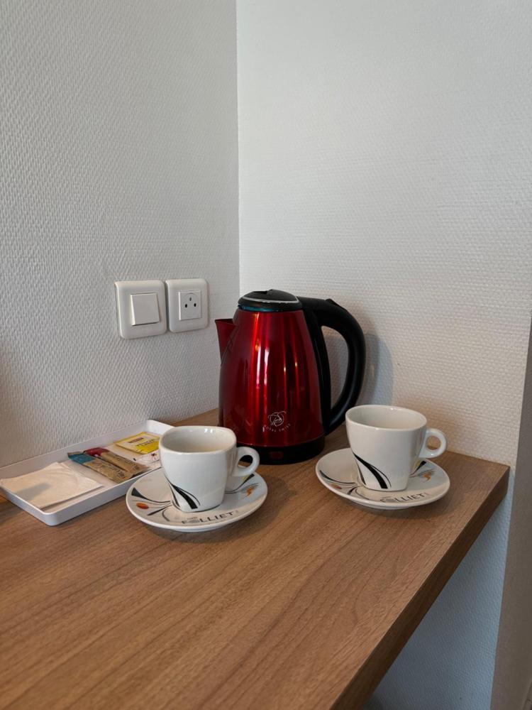 Brit Hotel Besancon L'Horloge Екстериор снимка