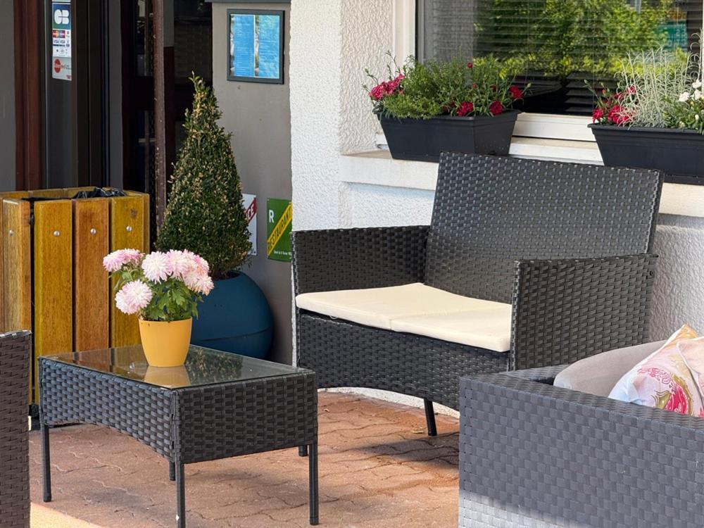 Brit Hotel Besancon L'Horloge Екстериор снимка