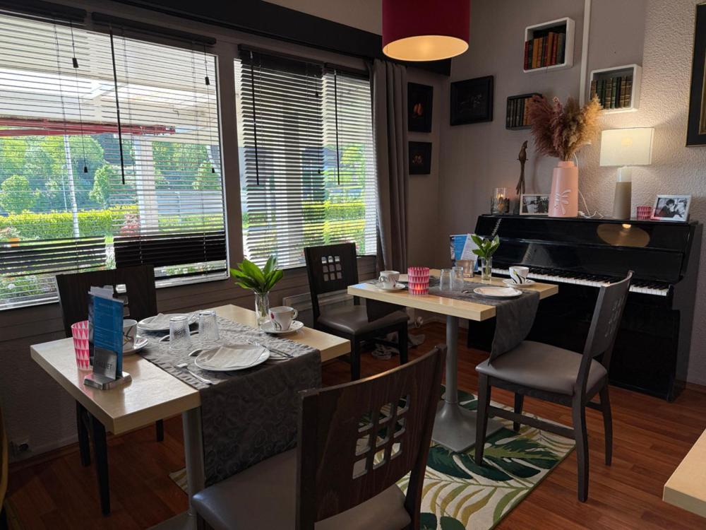 Brit Hotel Besancon L'Horloge Екстериор снимка