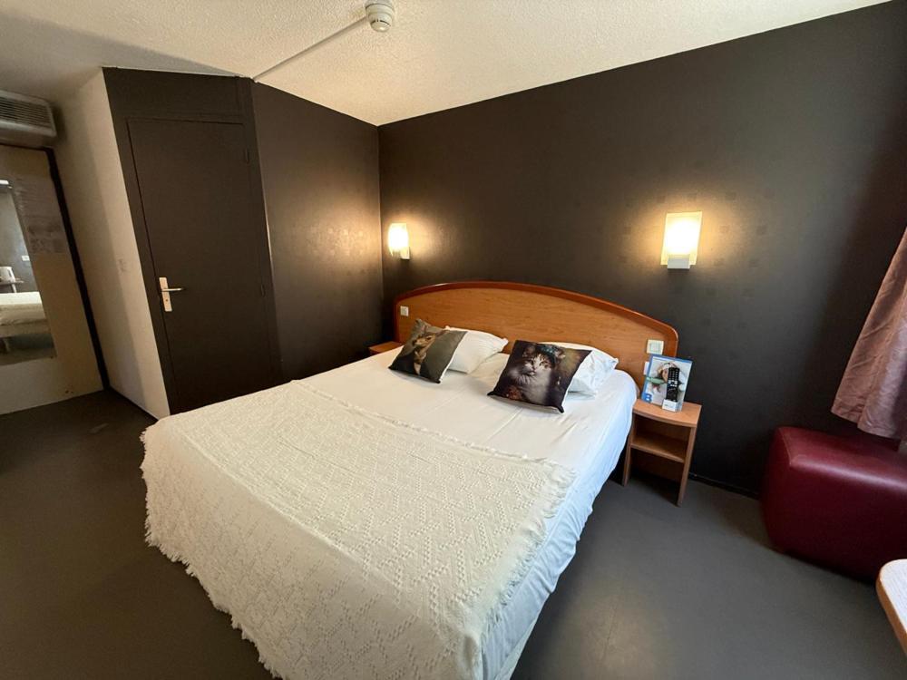 Brit Hotel Besancon L'Horloge Екстериор снимка