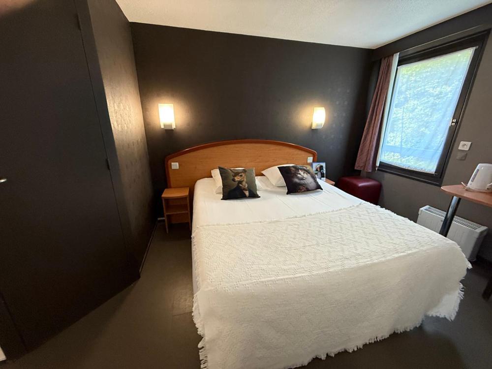 Brit Hotel Besancon L'Horloge Екстериор снимка