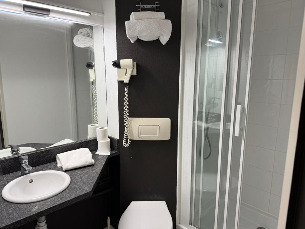 Brit Hotel Besancon L'Horloge Екстериор снимка